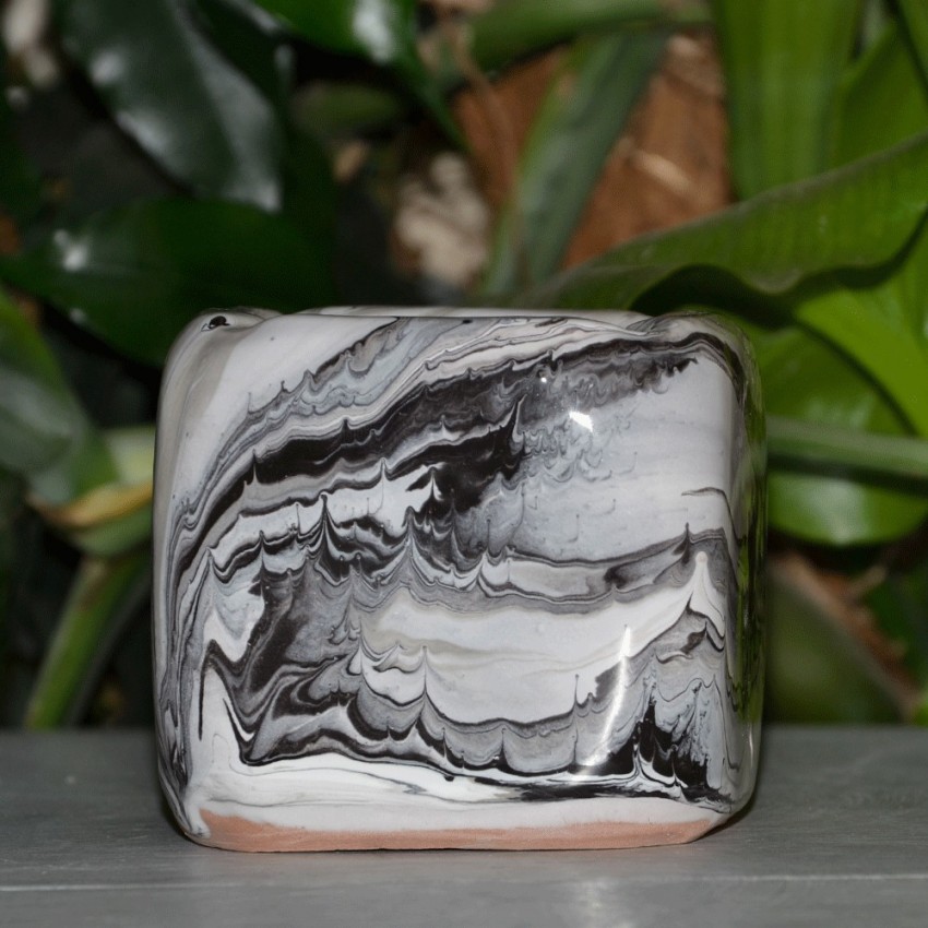 Cendrier anti fumée Cube marbré noir et blanc