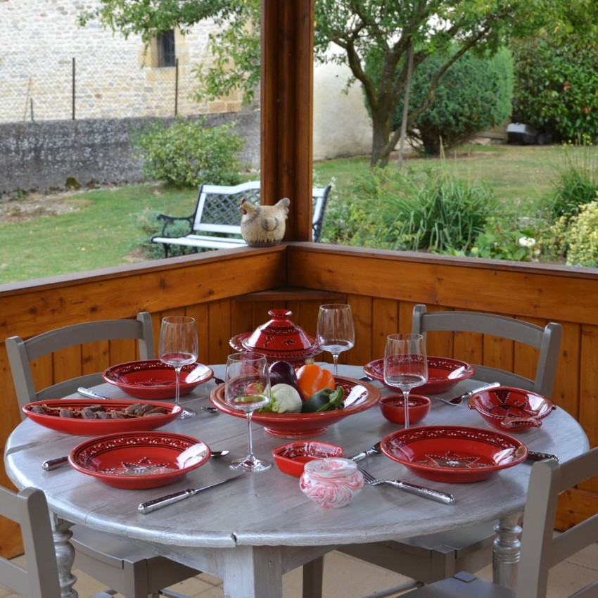 Assiette creuse Tatoué rouge - D 24 cm