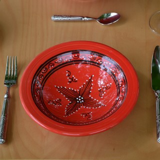 Service couscoussier assiettes Tebsis Tatoué rouge - 6 pers
