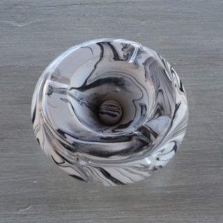 Cendrier anti fumée marbré noir et blanc - Grand modèle